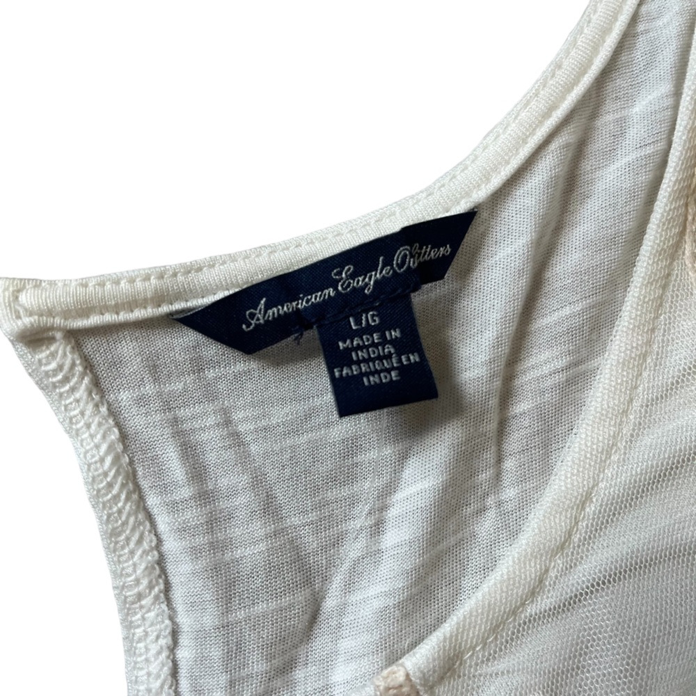 NWT American Eagle Outfitters Sleeveless Blouse W/ Lace Crochet Trim - Sz Large - Picture 3 of 8